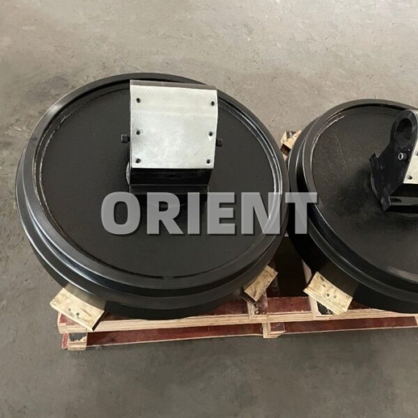 Undercarriage parts for Liebherr HS832HD Crawler Crane - Image 4