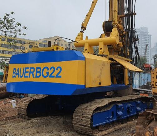 Bauer BG22 Rotary Drilling Rig Bauer BG22 Rotary Drilling Rig